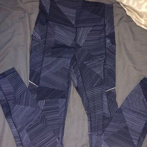 Lululemon blue pattern leggings
